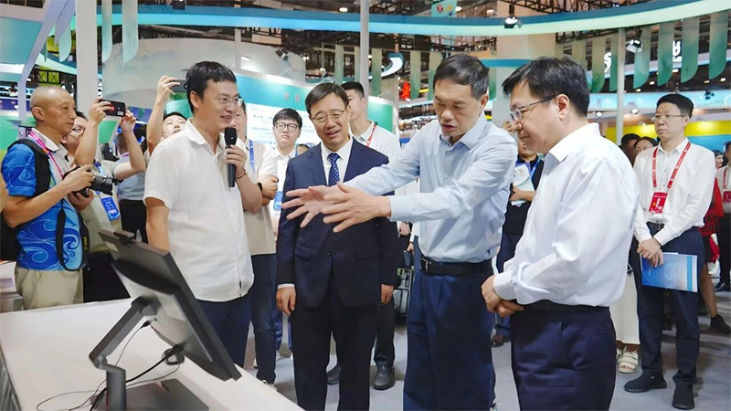 两个博览会，清听声学展区